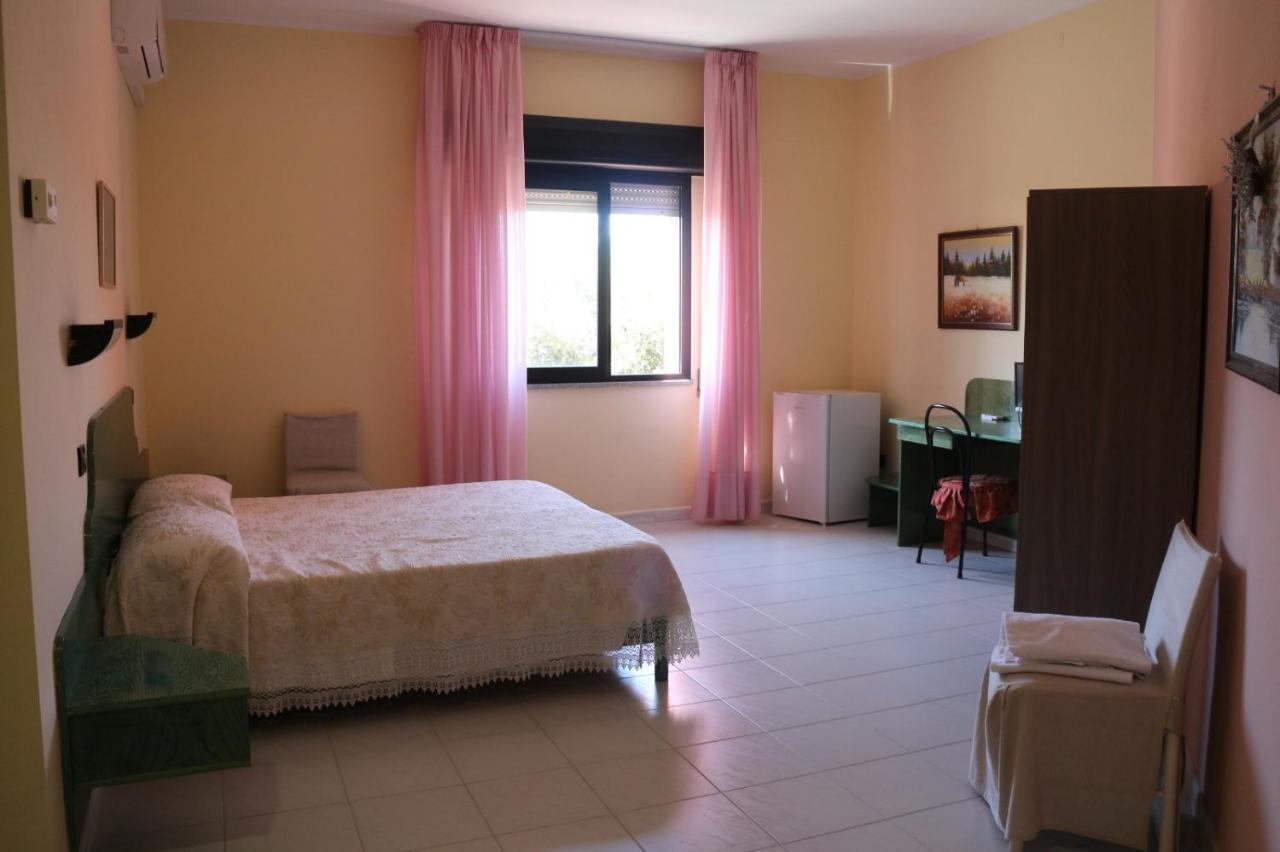 Hotel Mater Mediterranea Senorbi ภายนอก รูปภาพ