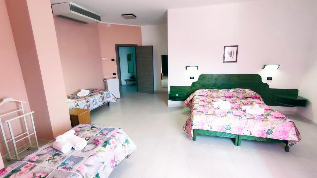 Hotel Mater Mediterranea Senorbi ภายนอก รูปภาพ